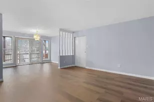 4278 Chateau De Ville, Saint Louis, MO 63129 - Photo 3