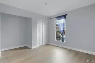 4278 Chateau De Ville, Saint Louis, MO 63129 - Photo 9