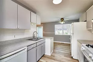 5 Reece Dr, O'Fallon, MO 63366 - Photo 11