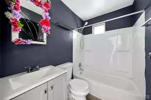 4211 Ravenwood Ave, Saint Louis, MO 63121 - Photo 11