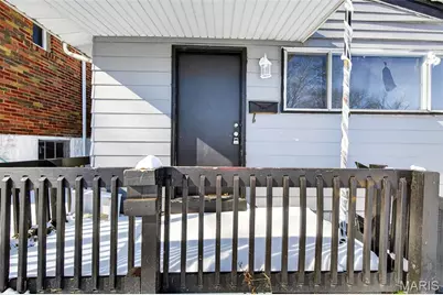 4211 Ravenwood Avenue, Saint Louis, MO 63121 - Photo 3