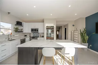 4222 Delmar Boulevard, Saint Louis, MO 63108 - Photo 15