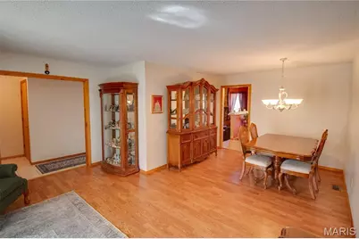 3933 Arbre Lane, Florissant, MO 63034 - Photo 9