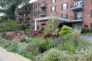 55 S Gore, Webster Groves, MO 63119 - Photo 23