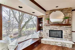 1652 Featherstone Dr, Town and Country, MO 63131 - Photo 17