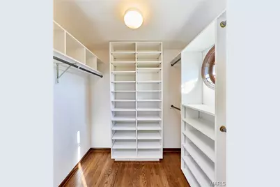 1652 Featherstone Drive, Town and Country, MO 63131 - Photo 25