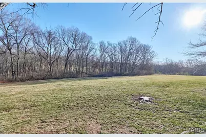 1652 Featherstone Drive, Town and Country, MO 63131 - Photo 53