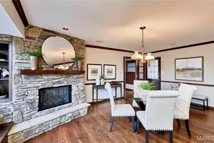 1652 Featherstone Dr, Town and Country, MO 63131 - Photo 13