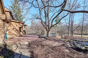 1652 Featherstone Dr, Town and Country, MO 63131 - Photo 47