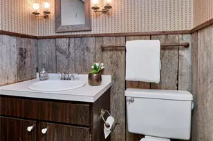 1652 Featherstone Dr, Town and Country, MO 63131 - Photo 41