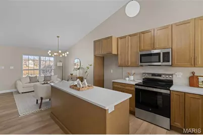 29 Salsibury Court, Lake Saint Louis, MO 63367 - Photo 7