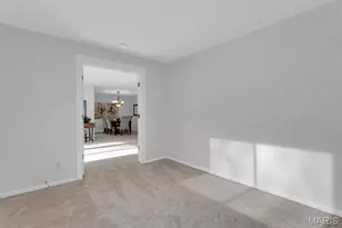 13150 Royal Pines Dr, Maryland Heights, MO 63146 - Photo 25