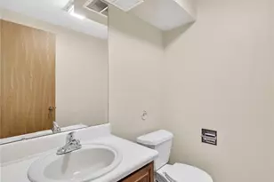 4 Walnut Creek Ct, Saint Charles, MO 63304 - Photo 33