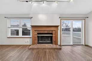 4 Walnut Creek Ct, Saint Charles, MO 63304 - Photo 7