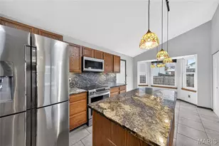 4 Walnut Creek Ct, Saint Charles, MO 63304 - Photo 11