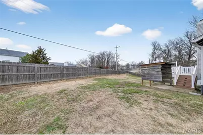 4 Walnut Creek Court, Saint Charles, MO 63304 - Photo 35