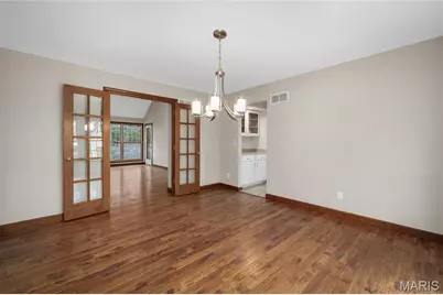 28 Marquette Drive, Lake Saint Louis, MO 63367 - Photo 11