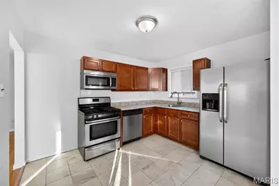7809 Genesta Street, Saint Louis, MO 63123 - Photo 3