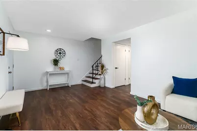 3194 Carefree Lane, Florissant, MO 63033 - Photo 9