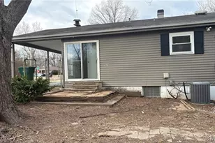 1072 Prigge Rd, Saint Louis, MO 63138 - Photo 13