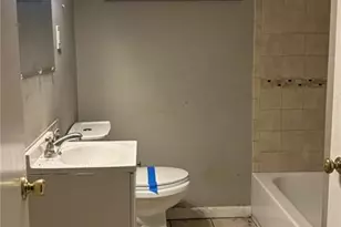 7009 Laupher Ln, Saint Louis, MO 63042 - Photo 5