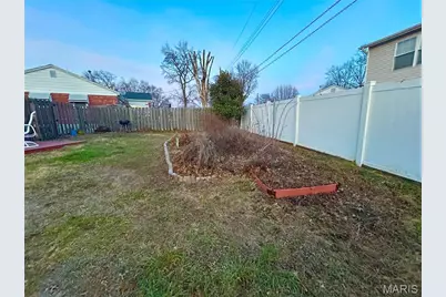 7408 Ray Avenue, Saint Louis, MO 63116 - Photo 7