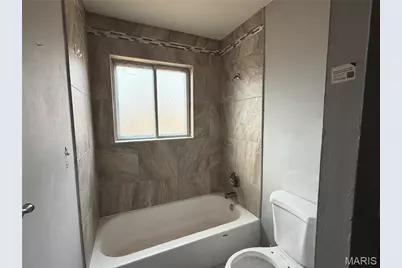 11835 El Camara Drive, Florissant, MO 63033 - Photo 11