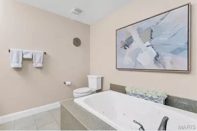 540 N and South Road #105, Saint Louis, MO 63130 - Photo 31