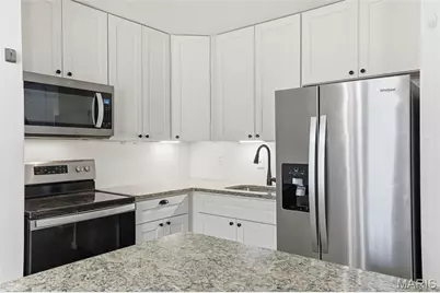 12300 Rossridge Court, Unincorporated, MO 63146 - Photo 7