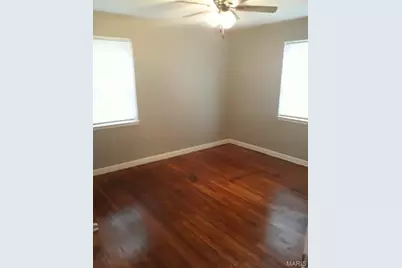 5653 Sunbury Avenue, Country Club Hills, MO 63136 - Photo 7