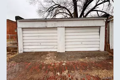 4940 Berthold Avenue, Saint Louis, MO 63110 - Photo 5