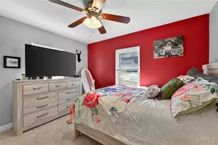 2018 W Adams St, Saint Charles, MO 63301 - Photo 17