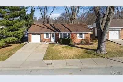 2018 W Adams Street, Saint Charles, MO 63301 - Photo 31