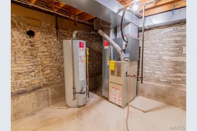 2402 S 10th Street, Saint Louis, MO 63104 - Photo 17