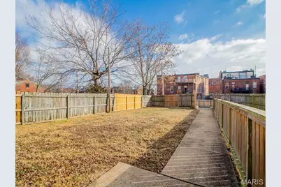 2402 S 10th Street, Saint Louis, MO 63104 - Photo 21
