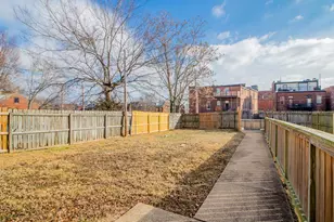 2402 S 10th St, Saint Louis, MO 63104 - Photo 21