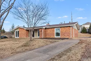 7 Chevington Ct, Ballwin, MO 63011 - Photo 1