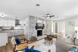 7 Chevington Ct, Ballwin, MO 63011 - Photo 13