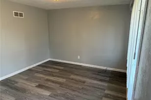 9713 Dennis Dr, Saint Louis, MO 63136 - Photo 3