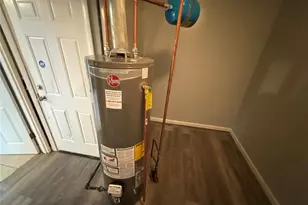 9713 Dennis Dr, Saint Louis, MO 63136 - Photo 11