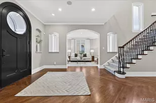 208 Lancaster Dr, Saint Louis, MO 63105 - Photo 3