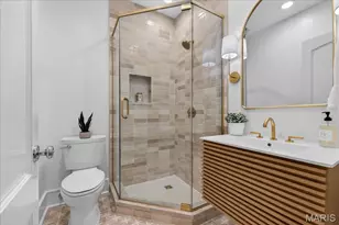 208 Lancaster Dr, Saint Louis, MO 63105 - Photo 47