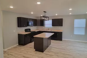 1051 Smith Ave, Ferguson, MO 63135 - Photo 9