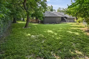 1284 Kew Gardens Dr, Florissant, MO 63031 - Photo 43