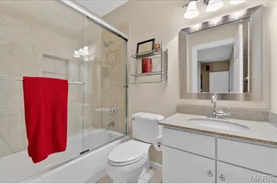 15920 Picardy Crest Court, Chesterfield, MO 63017 - Photo 35