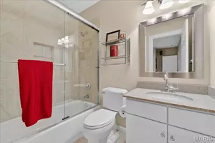 15920 Picardy Crest Ct, Chesterfield, MO 63017 - Photo 35