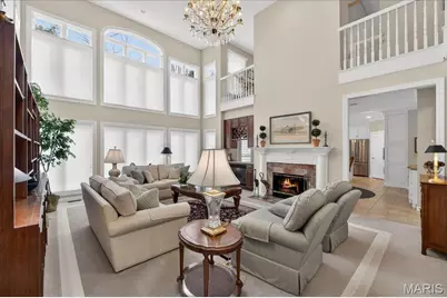 15920 Picardy Crest Court, Chesterfield, MO 63017 - Photo 9