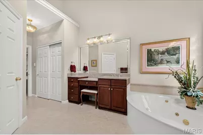 15920 Picardy Crest Court, Chesterfield, MO 63017 - Photo 25