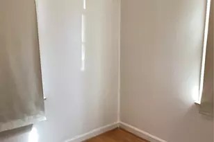 7401 Haywood Dr, Hanley Hills, MO 63133 - Photo 11