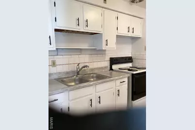 7401 Haywood Drive, Hanley Hills, MO 63133 - Photo 15